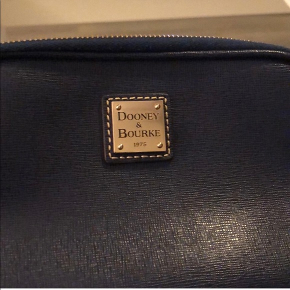 Dooney & Bourke Sawyer❇️SOLD❇️ - Picture 6 of 7